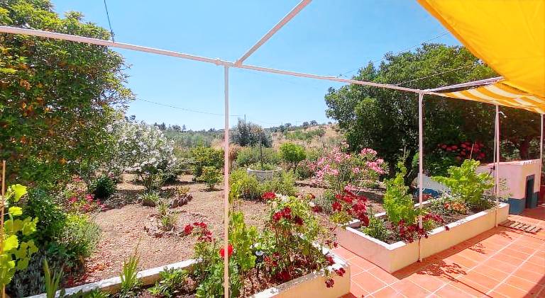 House with terrace, BBQ & yard — photo 2
