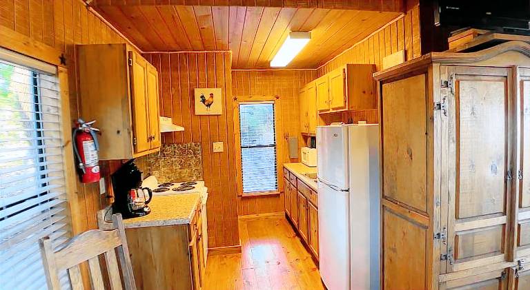 Walnut Canyon Cabins — photo 5