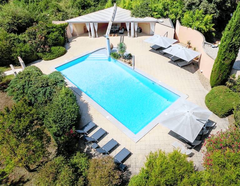 Villa Pertuis