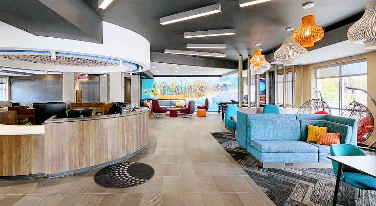 Tru by Hilton Sandusky — photo 2