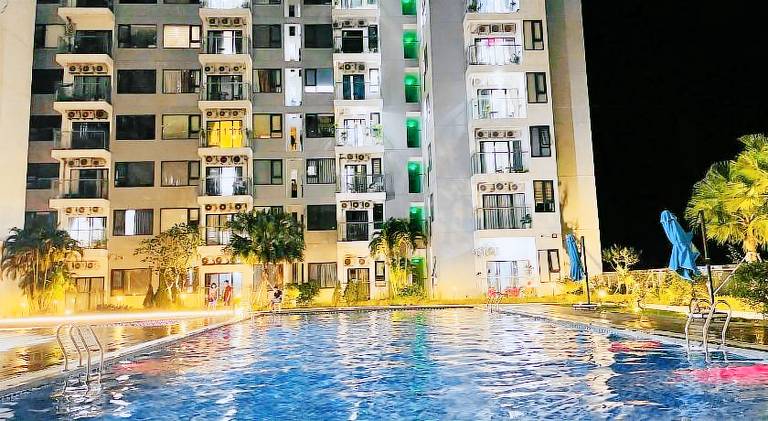 Apartment with pool, patio & yard | Perfect for remote work — photo 2