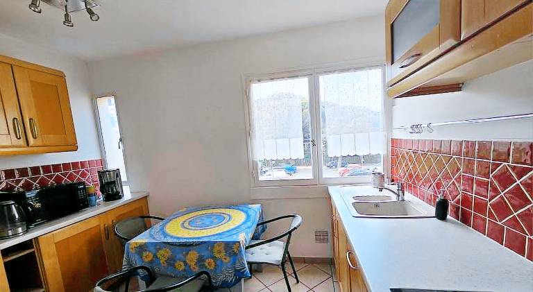 Rental apartment with 2 rooms for 5 persons — photo 3