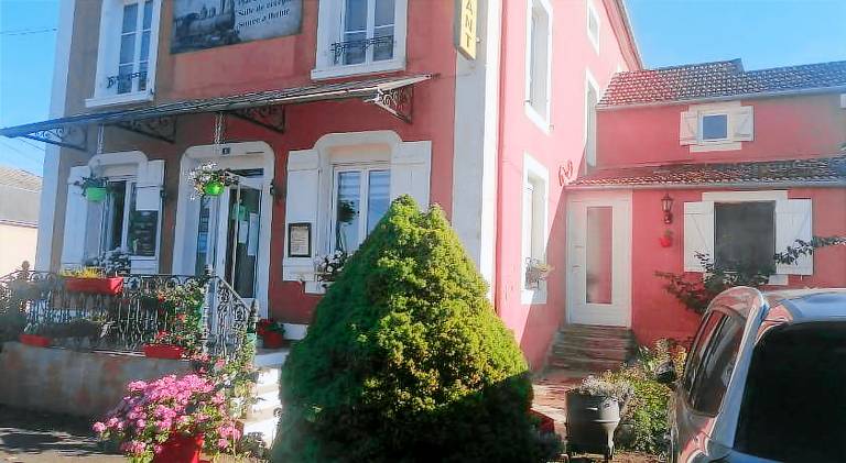 HOTEL DE LA GARE " Chez Herve et Manu " — photo 2