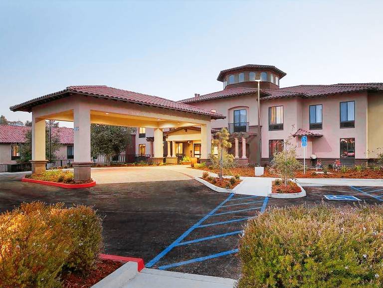 Hampton Inn & Suites Arroyo Grande/Pismo Beach Area in Arroyo Grande, CA