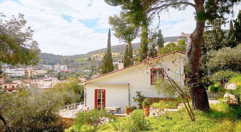 Lovely house with patio & yard | Beach nearby | Pet-friendly in Nafplio