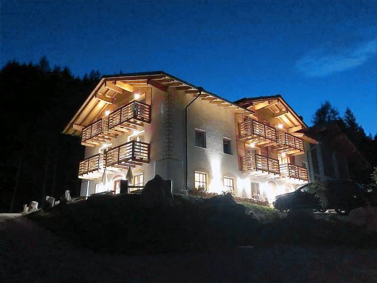 Agritur Soreie - Azienda Agricola biologica in Val di Fassa: Camera doppia — photo 3