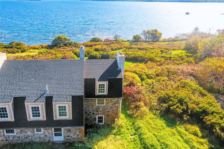 House  Brooklin