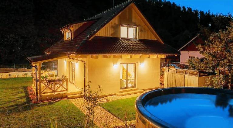 Chalet with garden, jacuzzi & barbeque | Dogs allowed — photo 3