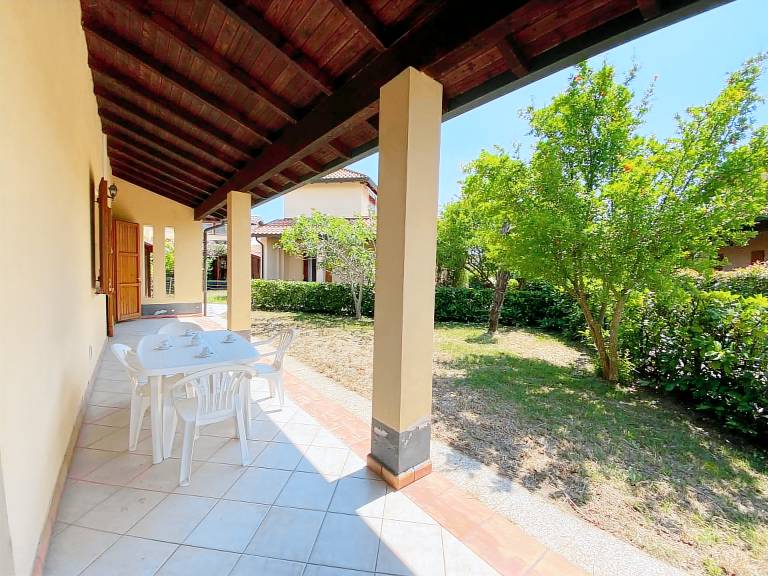 Children-friendly nice vacation home with patio, barbeque & yard | Dogs allowed — photo 4
