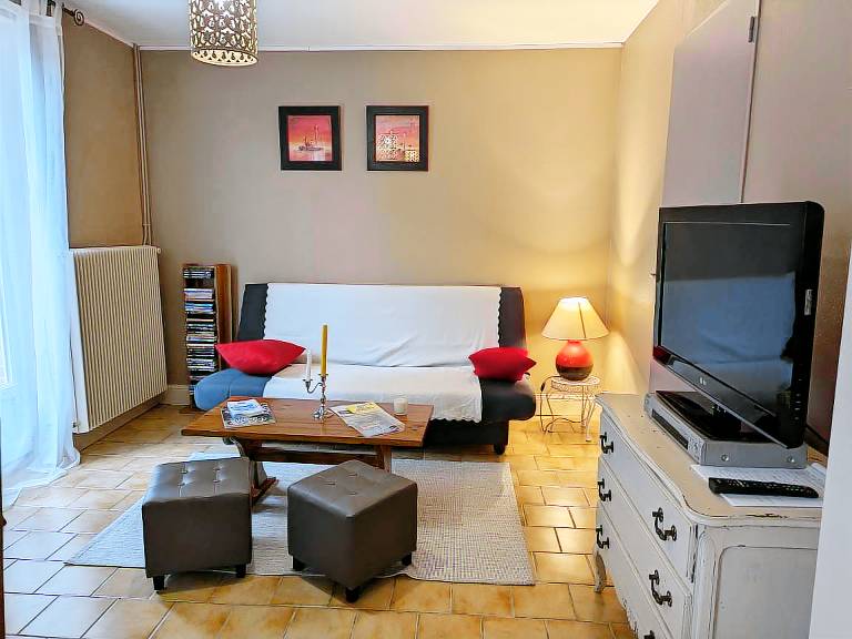 Cottage with 2 rooms for 4 persons — photo 2