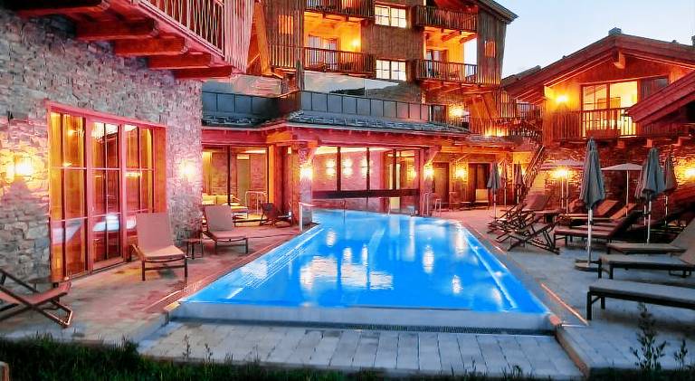 Charming chalet with sauna, pool & patio | Good for workation | Dogs allowed — photo 2