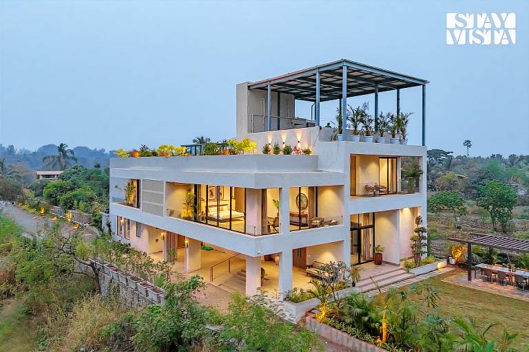 Villa  Mandwa Beach
