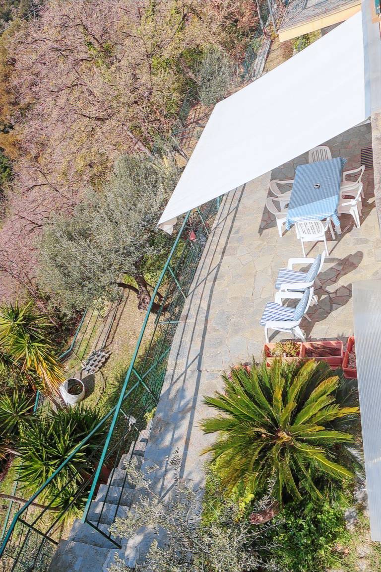 Vacation home with grill, terrace & private pool | Nature view — photo 2