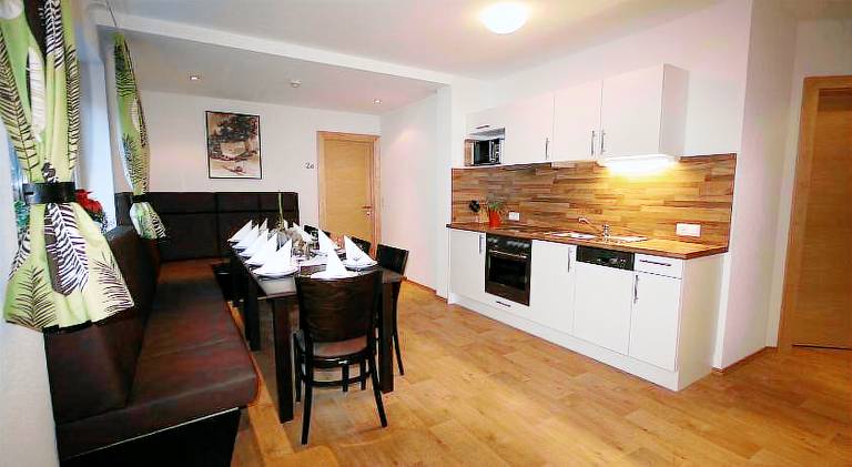 Holiday apartment with garden & patio — photo 2