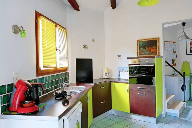 Fully equipped charming villa with private pool, BBQ & yard | Mountain view | Pet-friendly — photo 5