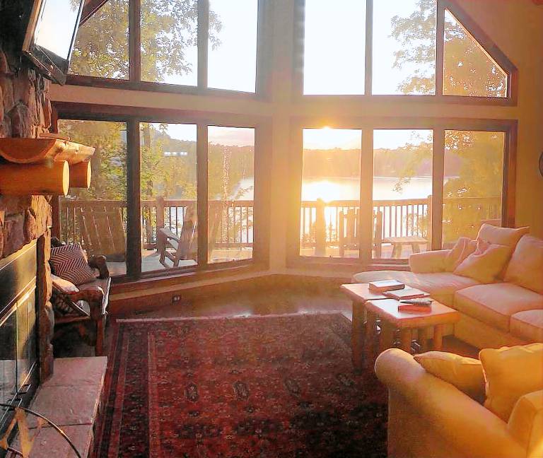 House Nolin Lake