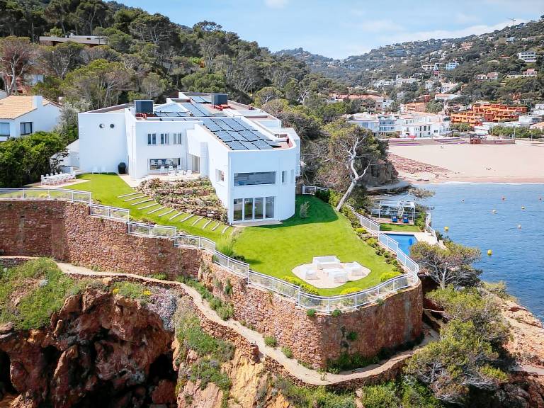 Ferienhaus in Begur für max. 10 Personen Ferienhaus in Begur für max. 10 Personen