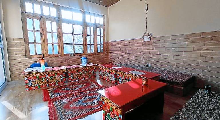 Bros Hostel & Cafe, Sissu — photo 4