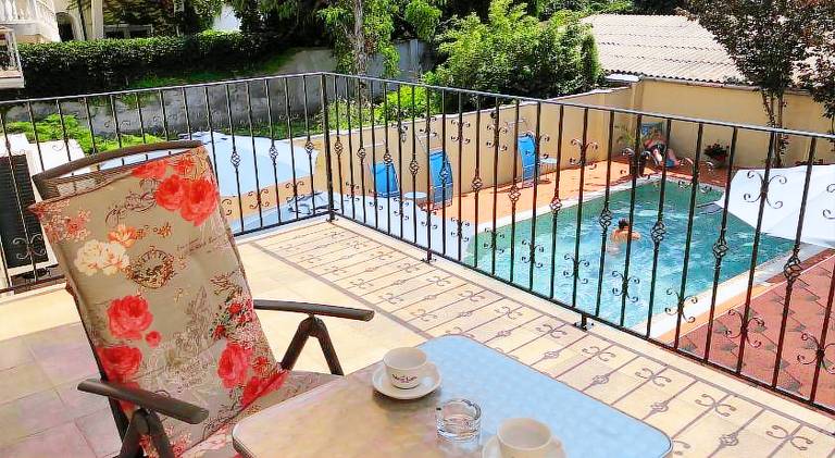Holiday apartment with pool, sauna & garden — photo 4