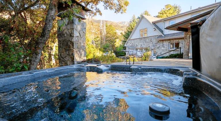 Beautiful vacation home with jacuzzi | Suitable for remote work | Pets allowed — photo 4