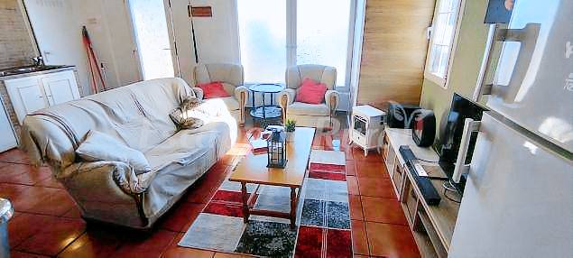 Children-friendly beautiful cottage with barbecue, yard & jacuzzi | Garden view | Dogs allowed — photo 3