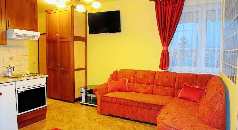 Holiday apartment with yard | Pet-friendly — photo 3