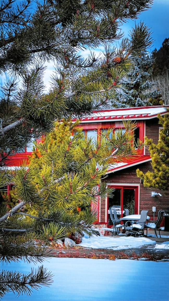 House Red Cliff