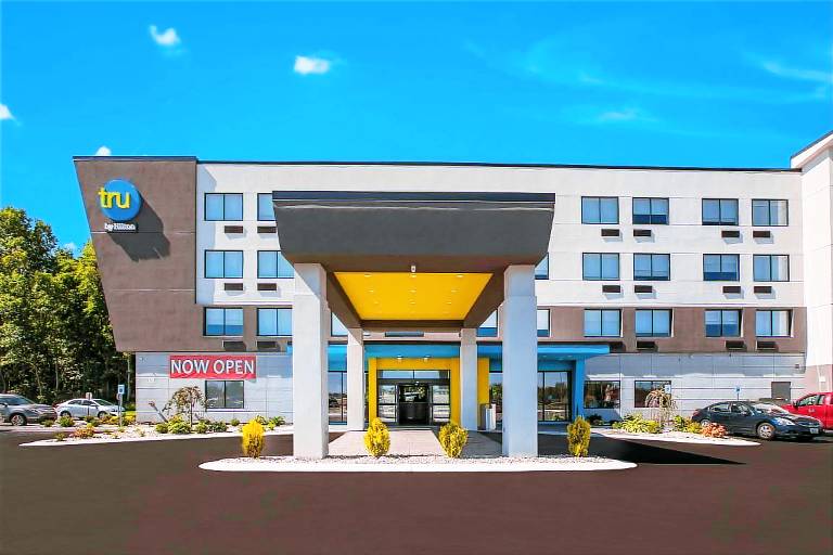 Tru by Hilton Stevensville St. Joseph — photo 3