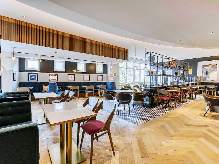 Mercure Hotel Frankfurt Airport Neu Isenburg — photo 3