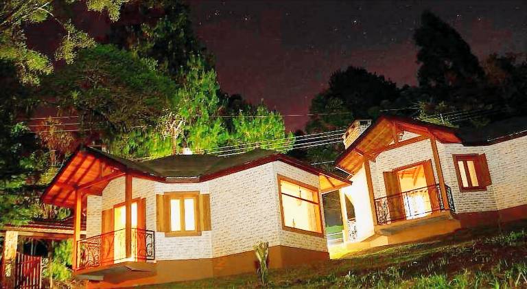 Wonderful lodge with yard, terrace & jacuzzi | Dogs allowed — photo 5