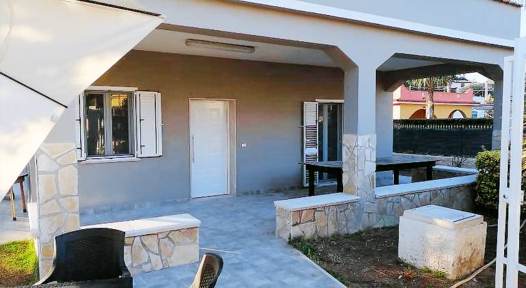 Villa with 3 rooms for 6 persons — photo 4
