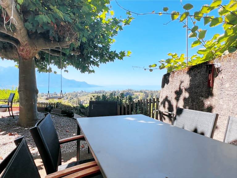 Ferienwohnung mit Hund in Montreux, Waadt f&uuml;r max. 6 Personen