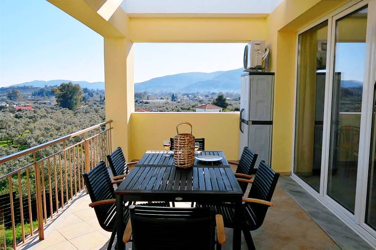 Altamira II · 10 Guests · Veranda & Sea Views — photo 3