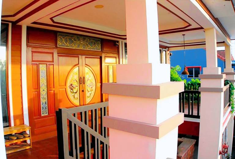 Pleasant villa with terrace & garden | Pets allowed — photo 4