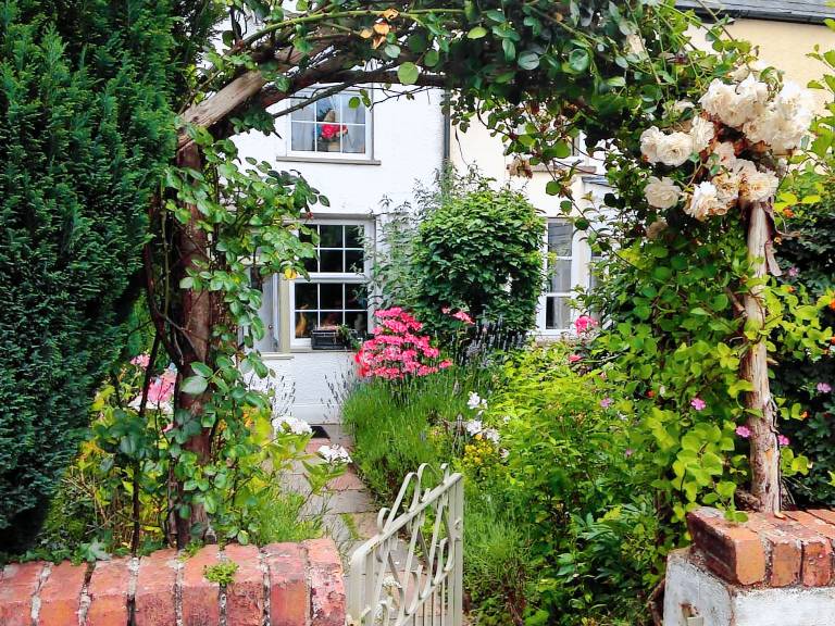 Cottage  Talybont-on-Usk