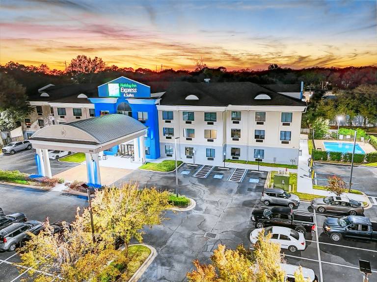 Holiday Inn Express & Suites Jacksonville - Atlantic Beach by IHG in Atlantic Beach, FL