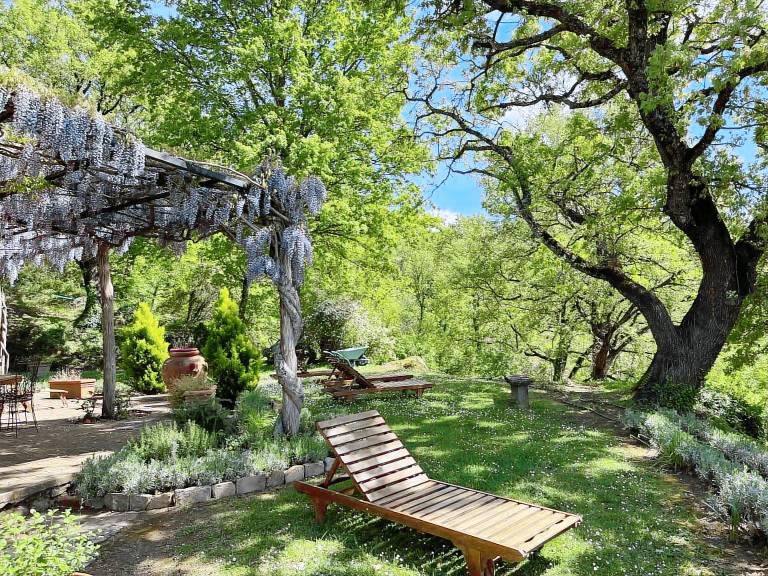 Child-friendly vacation home with garden, barbecue & pool | Perfect for remote work | Pets are welcome — photo 2