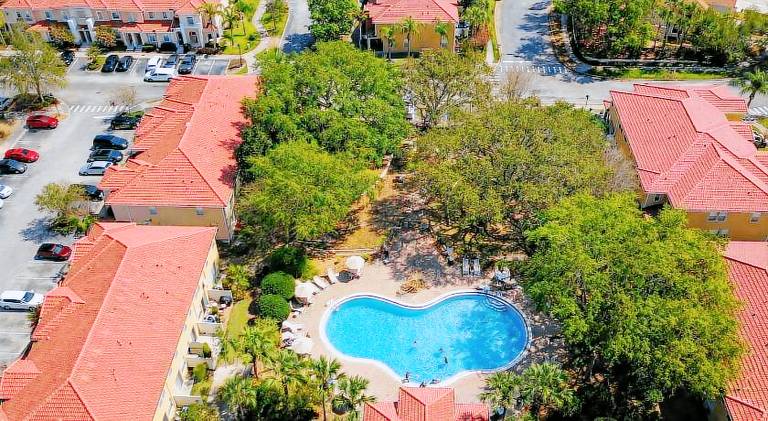 House with pool | Pets allowed — photo 3