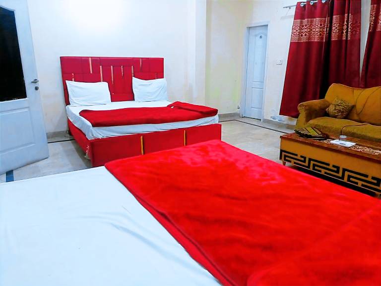 Golden Star Hotel Iqbal Town Lahore