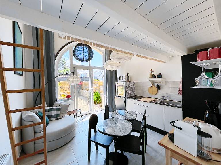 Holiday apartment with terrace, barbecue & garden | Sea view — photo 2