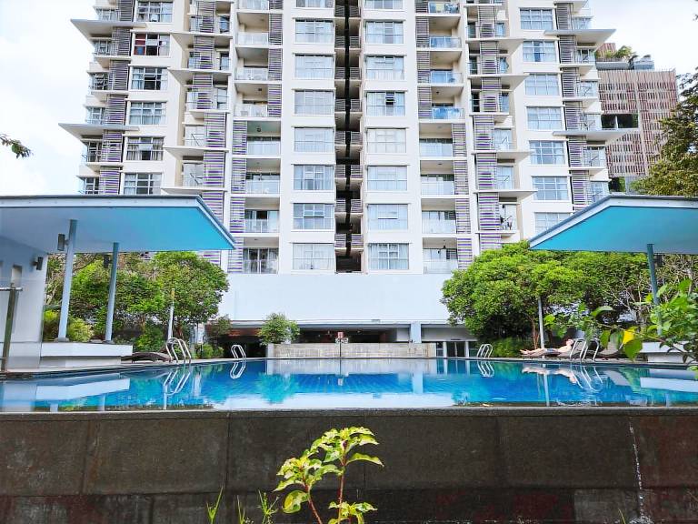 Ample rental apartment with sauna, terrace & BBQ | Near Petaling Street | Good for workation | Dogs allowed — photo 4