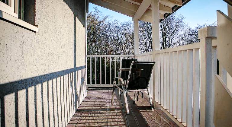 Serviced apartment with patio | Pets are welcome — photo 3