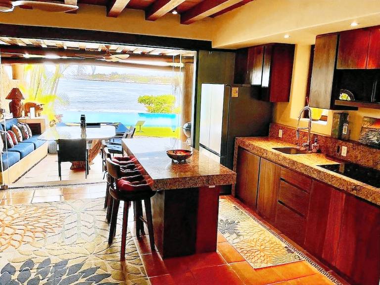 Condo Troncones