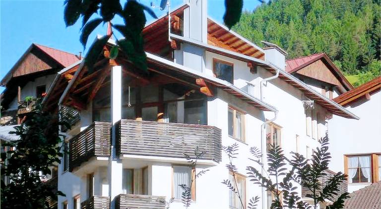 Apartment with patio & sauna | Close to the ski | Pet-friendly — photo 3