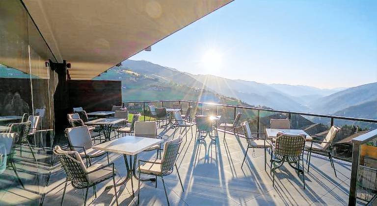 Hotel Purvita - Ski In Ski Out - Infinity Pool — photo 4