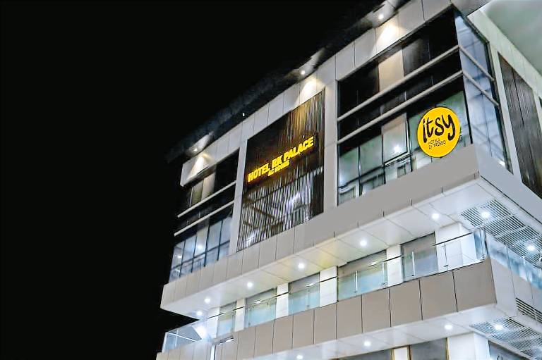 Itsy Hotels Rk Palace