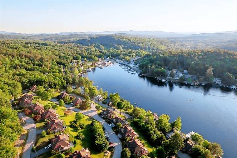 House Lake Sunapee