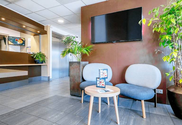 B&B HOTEL Niort Marais Poitevin Est — photo 5