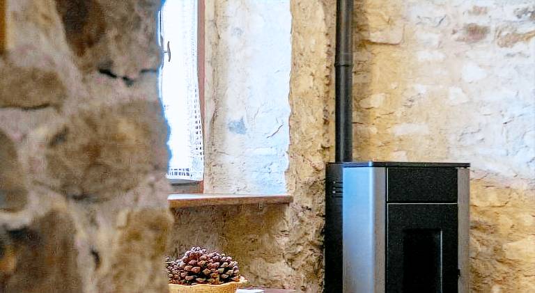 Chalet with barbeque, garden & terrace | Pets are welcome — photo 2