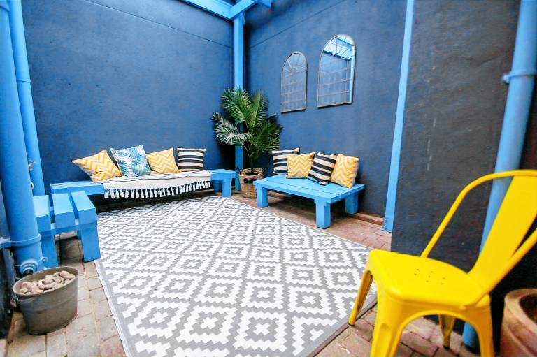 Vacation home with patio | Close to Brighton Palace Pier | Suitable for remote work — photo 4